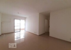 APARTAMENTO no 2º andar com 3 dormitórios e 1 garagem