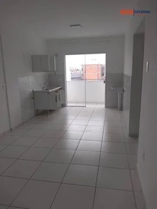 Apartamento com 2 dormitórios para alugar, 52 m² por R$ 1.650,00/mês - Santa Regina - Camb