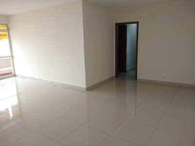 Apartamento em Centro, Piracicaba/SP de 121m² 3 quartos para locação R$ 1.000,00/mes