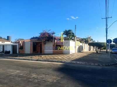 Casa em Candeias, Vitória da Conquista/BA de 300m² 1 quartos para locação R$ 8.500,00/mes