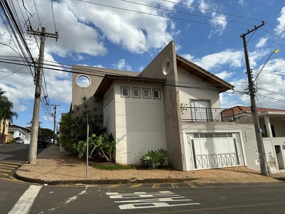 Casa em Centro, Franca/SP de 321m² 3 quartos à venda por R$ 1.389.000,00