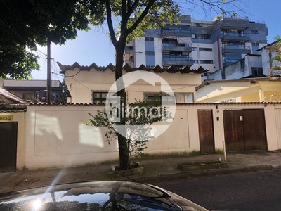 Casa em Jacarepaguá, Rio de Janeiro/RJ de 136m² 4 quartos para locação R$ 4.500,00/mes