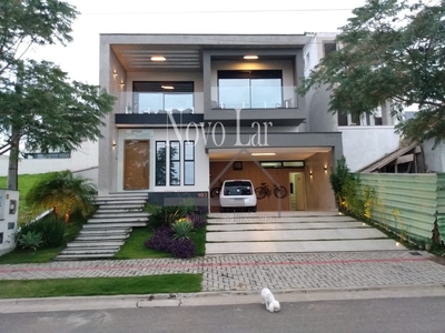 Casa em Jardim Jalisco, Resende/RJ de 10m² 3 quartos à venda por R$ 1.600.000,00 ou para locação R$ 12.000,00/mes