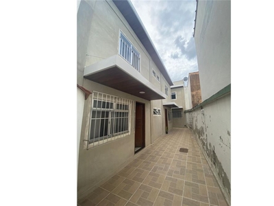Casa em Monte Castelo, Juiz de Fora/MG de 66m² 2 quartos à venda por R$ 249.000,00