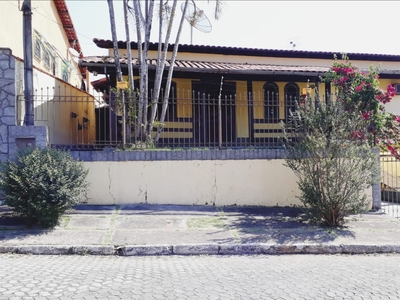 Casa em Morada da Colina, Resende/RJ de 292m² 4 quartos à venda por R$ 649.000,00