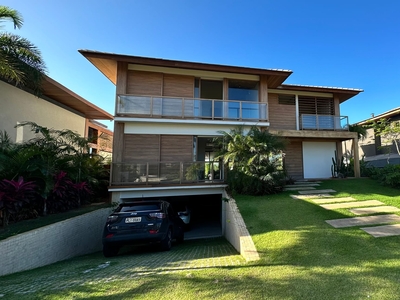 Casa em Praia Do Forte, Mata De São João/BA de 320m² 5 quartos à venda por R$ 9.499.000,00