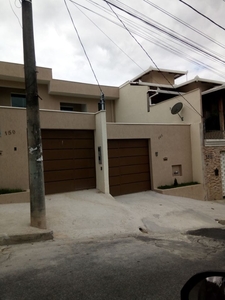 Casa em Sapucaias III, Contagem/MG de 150m² 3 quartos à venda por R$ 434.000,00