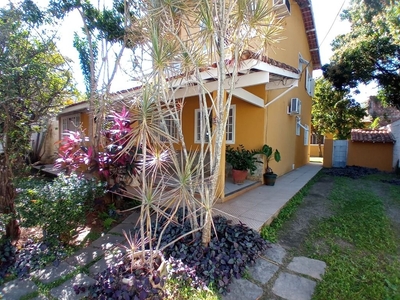 Casa em Serra Grande, Niterói/RJ de 450m² 4 quartos para locação R$ 5.500,00/mes
