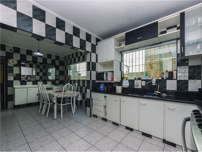 Casa em Vila Antonieta, São Paulo/SP de 125m² 4 quartos à venda por R$ 549.000,00
