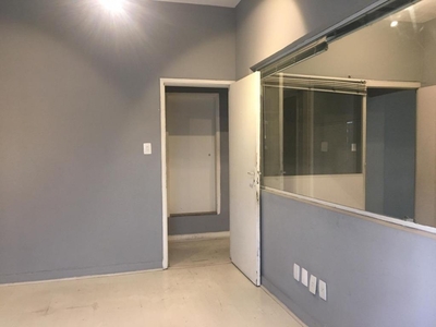 Conjunto em Cerqueira César, São Paulo/SP de 110m² para locação R$ 2.800,00/mes