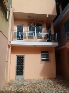 Excelentes casas com 02 quartos no Bairro Parque Duque