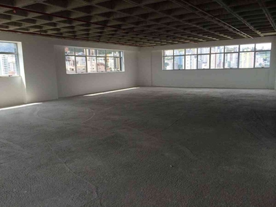 Sala para alugar no bairro Sion, 227m²