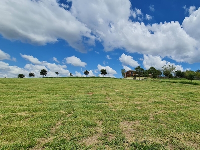 Terreno em Centro, Itatiba/SP de 1294m² à venda por R$ 694.000,00