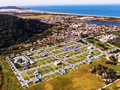 Terreno em Rio Tavares, Florianópolis/SC de 450m² à venda por R$ 898.000,00