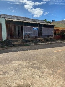 Vendo Casa na Quadra 02 Norte em Brazlândia DF