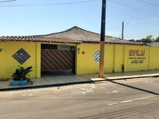 Casa em Parintins, vendo troco com a apartamento condomínio frchado em Manaus