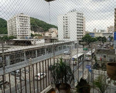 Apartamento de 2 quartos para venda no Maracanã com varanda