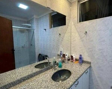 Apartamento mobiliado e decorado à venda no Edifício Tupinambás