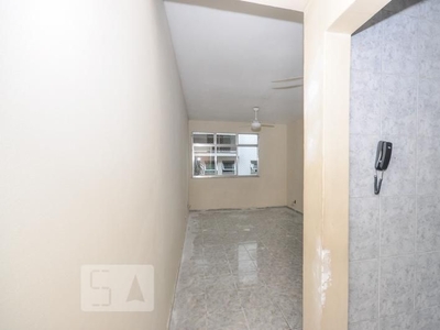 APARTAMENTO no 3º andar com 3 dormitórios e 1 garagem