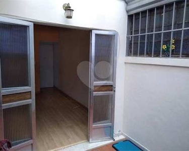 Apartamento para venda possui 68 metros quadrados com 2 quartos em Vila Isabel - Rio de Ja