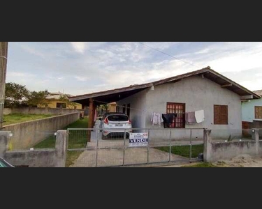 Casa para Venda em Imbituba, Araçatuba, 4 dormitórios, 1 suíte, 3 banheiros, 3 vagas