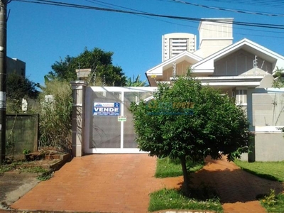 Casa Térrea com 3 Quartos à Venda por R$ 1.180.000