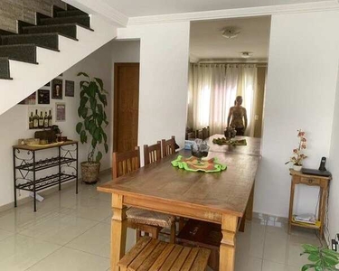 Excelente casa em condomínio fechado !!! localização privilegiada no Bairro Alvorada - Con