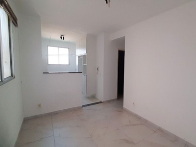 Apartamento em Jardim São Francisco, Piracicaba/SP de 46m² 2 quartos para locação R$ 700,00/mes