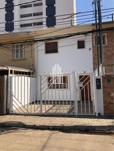 Casa em Chácara Santo Antônio (Zona Sul), São Paulo/SP de 0m² 3 quartos à venda por R$ 744.000,00