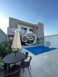 Casa em Jardim Donângela, Rio Claro/SP de 285m² 2 quartos à venda por R$ 1.498.000,00