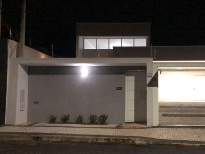 Casa em Jardim Patrícia, Mogi Mirim/SP de 196m² 3 quartos à venda por R$ 549.000,00