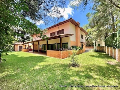 Casa em Jardim Santa Paula, Cotia/SP de 1634m² 7 quartos à venda por R$ 1.199.000,00