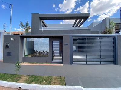 Casa em Loteamento Praia da Urca, Campo Grande/MS de 100m² 3 quartos à venda por R$ 649.000,00