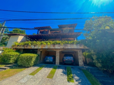 Casa em Piratininga, Niterói/RJ de 294m² 4 quartos para locação R$ 13.000,00/mes