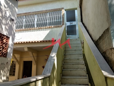 Casa em Raul Veiga, São Gonçalo/RJ de 280m² 3 quartos à venda por R$ 259.000,00