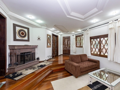 Casa em Santa Quitéria, Curitiba/PR de 420m² 4 quartos à venda por R$ 1.300.000,00 ou para locação R$ 7.300,00/mes