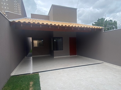 Casa em Universitário, Campo Grande/MS de 88m² 2 quartos à venda por R$ 319.000,00