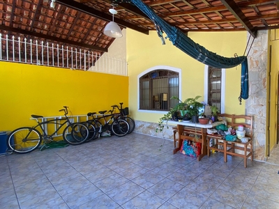 Casa em Vila Caiçara, Praia Grande/SP de 80m² 2 quartos à venda por R$ 409.000,00