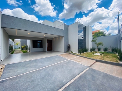 Casa em Vila Carlota, Campo Grande/MS de 170m² 3 quartos à venda por R$ 969.000,00