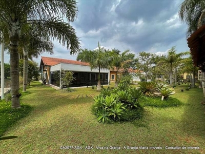 Casa em Vila Santo Antônio, Cotia/SP de 2525m² 4 quartos à venda por R$ 1.699.000,00