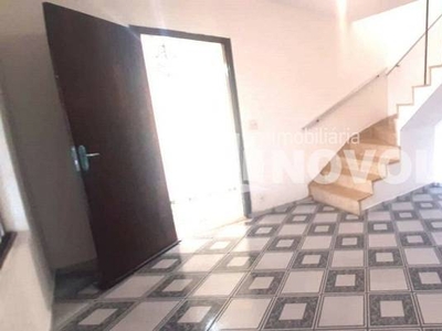 Sobrado com 2 Quartos e 2 banheiros para Alugar, 90 m² por R$ 2.000/Mês