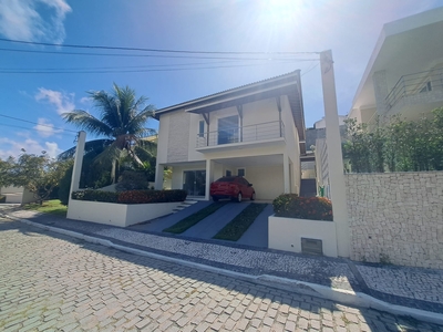 Sobrado em Buraquinho, Lauro De Freitas/BA de 320m² 5 quartos à venda por R$ 1.189.000,00 ou para locação R$ 5.500,00/mes