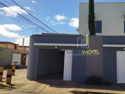 Sobrado em Felícia, Vitória da Conquista/BA de 120m² 3 quartos para locação R$ 3.400,00/mes