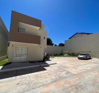 Sobrado em Jardim Maria Inez, Aparecida de Goiânia/GO de 10784m² 3 quartos à venda por R$ 484.000,00