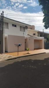 Sobrado em Jardim Novo Horizonte, Maringá/PR de 427m² 4 quartos à venda por R$ 1.499.000,00