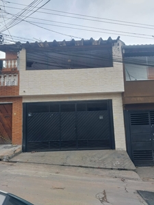 Sobrado em Jardim Santa Cecília, Taboão da Serra/SP de 150m² 2 quartos à venda por R$ 479.000,00