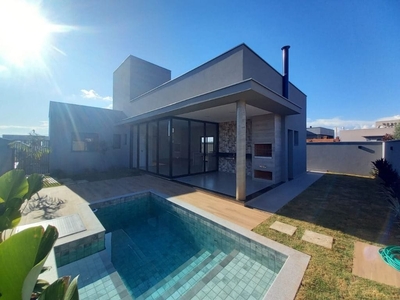 Sobrado em Santa Rosa, Piracicaba/SP de 205m² 3 quartos à venda por R$ 1.589.000,00