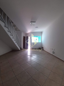 Sobrado em Vila Alice, Santo André/SP de 151m² 3 quartos à venda por R$ 579.000,00