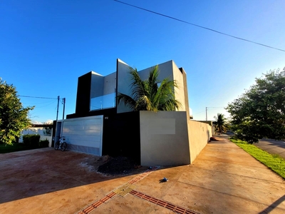 Sobrado em Vila Carlota, Campo Grande/MS de 152m² 3 quartos à venda por R$ 699.000,00