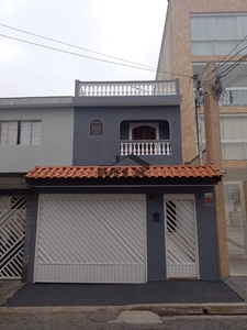 Sobrado em Vila Flórida, São Bernardo do Campo/SP de 200m² 3 quartos à venda por R$ 997.000,00 ou para locação R$ 5.000,00/mes